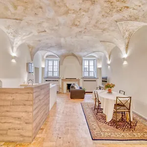  Appartamento Centro Loft Incantevole Con Volte Italia